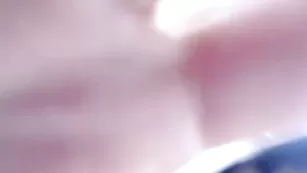 Плоская девица tessnaughty шалит в привате