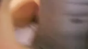 Худенькая малышка blackitty ласкает бритую пизду