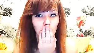 Пылкая самка sweetrrose танцует стриптиз в привате