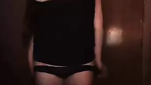 Шикарная барышня IrinaVip хвастается своим телом
