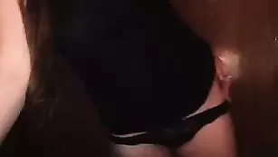 Шикарная барышня IrinaVip хвастается своим телом