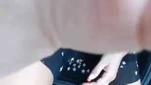 jesydiamond ебёт себя в жопу