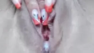 jesydiamond ебёт себя в жопу