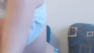 LyalyaXX игривая пышногрудая блондинка