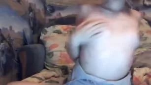 Строптивая телочка Carpediem ласкает пизду через трусики