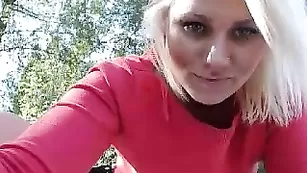 jesydiamond двумя пальцами в вагину