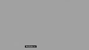 Похотливая брюнеточка Peaches015 пальчиками трахает задницу