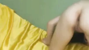 Озорная шмара ericca ласкает интимные места