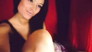 Роскошная леди WildPassion обнажает сочное тело и дрочит киску