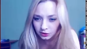 Бодрая сучка A_Von_Tease показывает роскошное тело