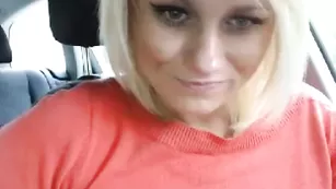 jesydiamond показала как умеет сосать