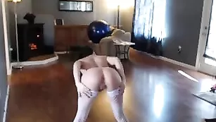 Janeandking сисястая брюнетка