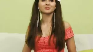 Шикарная путана Grafinnya занялась анальной дрочкой