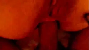 Неподражаемая шлюшка Badabum трахается в шоколадную дырку