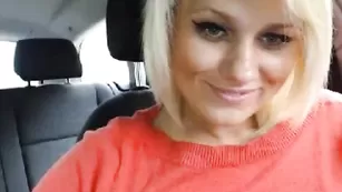 jesydiamond намокла между ног