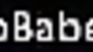 Совершенная цаца Zlata888 смачно трахается с фаллосом