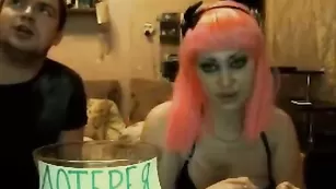 Страстная парочка занимается ласками в позе 69