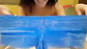 Похотливая сука Talia раздевается и ласкает пизду