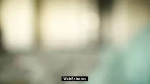 newchloe18 возбужденная пилотка в фокусе