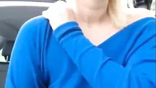 jesydiamond показала сиськи на автостраде