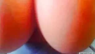 Грудастая дамочка crazydaisy смачно мастурбирует пизду