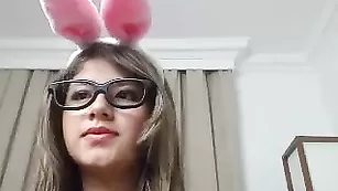 Распутные лесбиянки с большими попками дрочат пизду