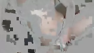 Порочная шлюшка loverone разделась и занялась мастурбацией