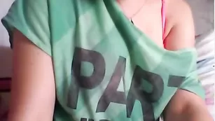 Сексуальная guliya дразнит во фри