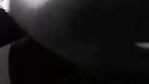 Бесподобная Elena соблазняет свои телом