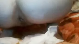 Хохлушка какает на вебку