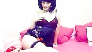 Изящная цаца Arielle1 сочно разминает щелки