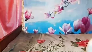 Строптивые девочки Frida_Oliva показывают анальные дырочки