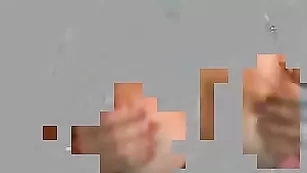 Загорелая блондинка MirriamKiss2 ласкает большие сиськи