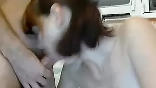 Русские партнеры занимаются оральными ласками и трахаются