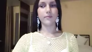 Роскошная vipkiska4u мастурбирует на вебку