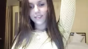 Роскошная vipkiska4u мастурбирует на вебку