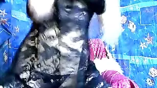 Солидная блонда Devinora развлекается с самотыком