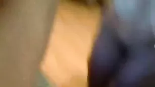 Пикантная цыпочка whitelady ласкает крупную задницу