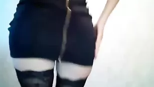 Импозантная рунетка BOUNTY обнажает огромную попку