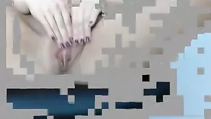 Потрясающая девка Justy наминает вагину