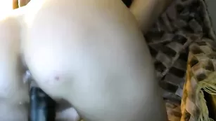 Похотливая сука sonte4u наслаждается глубоким фистингом