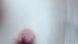 QueenAfina возбужденные сосочки