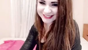 battylee дразнитc игрушкой