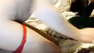 Сексуальная пассия Karry вертит большой попой