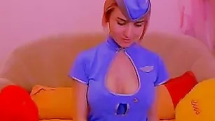 Роскошная стюардесса sexyfairy теребит сиськи