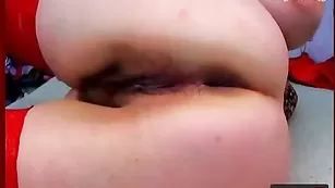 Замечательная стерва Vipmariamay наминает волосатую пизденку