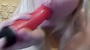 Изысканная чертовка Chokolatte разрабатывает анус