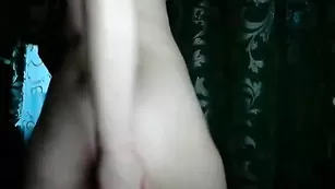 Блаженная цыпочка diana1987 показывает пышные формы