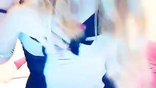 Arielle1 стриптиз и флирт