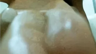 Похотливая шкура MakaylaDivine смачно трахается секс машиной